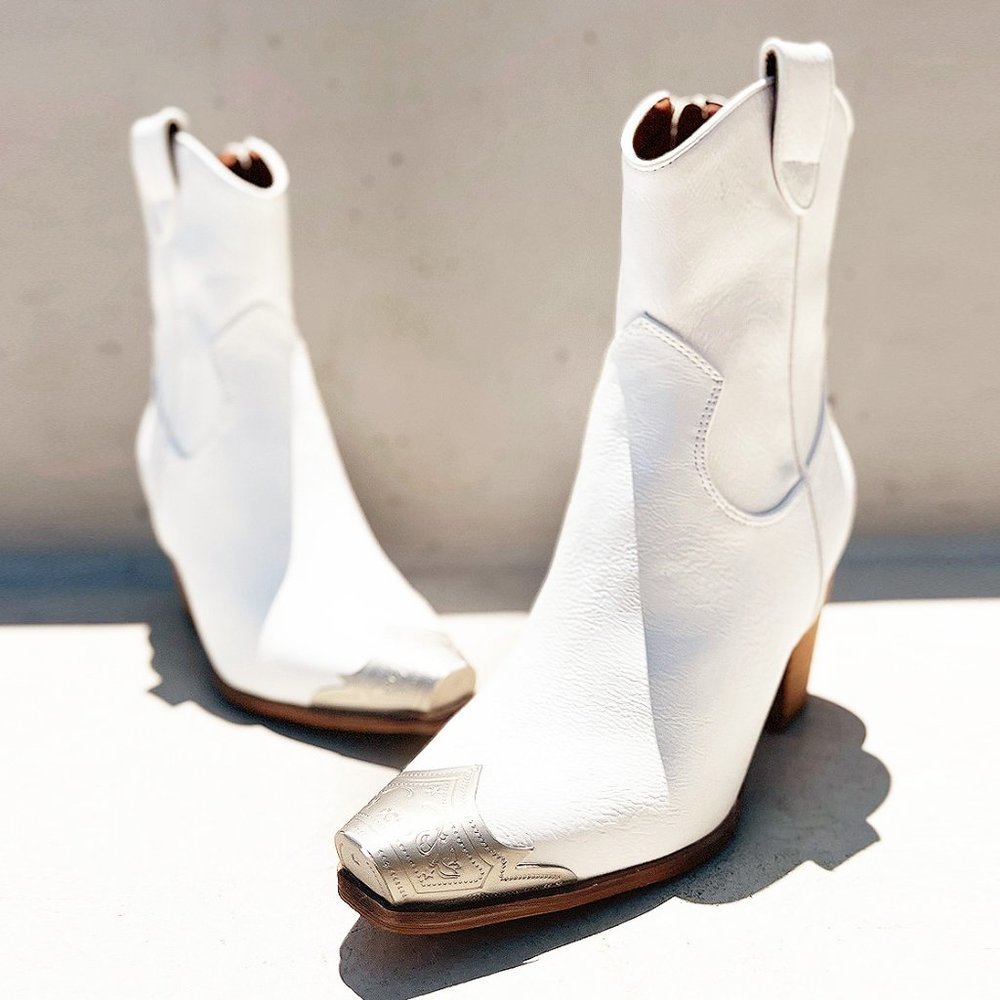 NEW White PU Leather Metal Cap Toe Block Heel Cowgirl Cowboy Western Ankle Boots - Picture 2 of 16